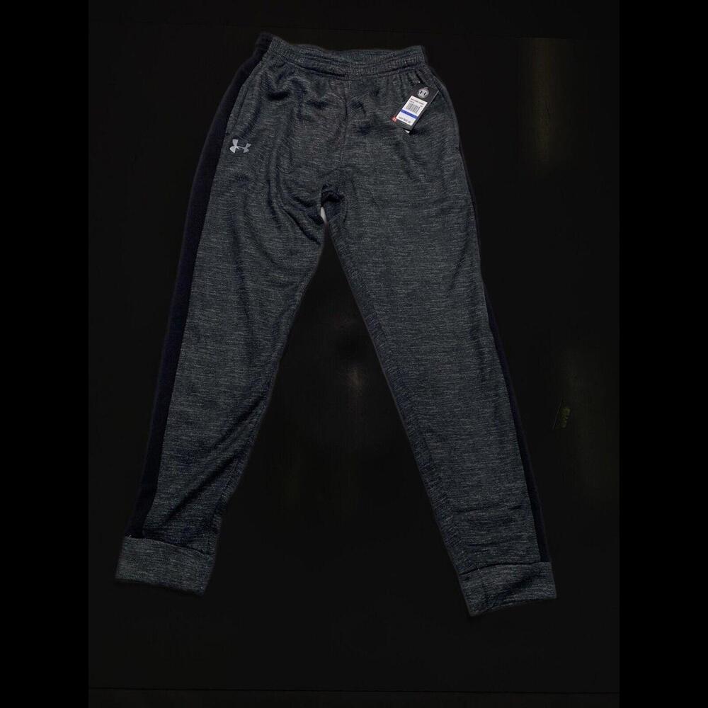 Under Armour  Fleece Line Athletics